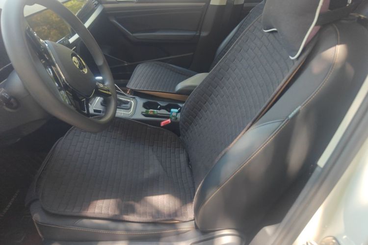 Volkswagen Lavida 2021 car image #15