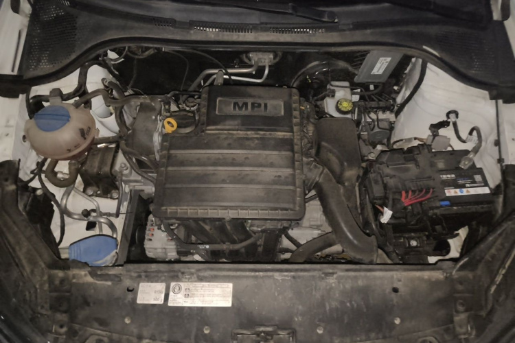 Volkswagen Santana 2017 car image #18