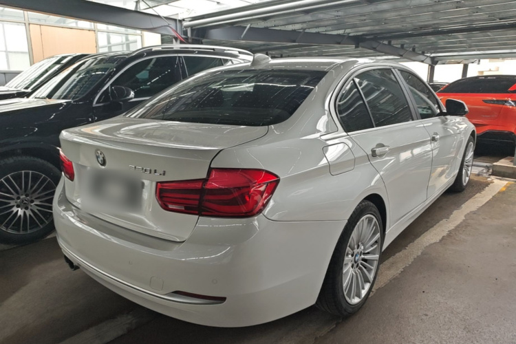 BMW 3 Series 2018 #7 BMW 3 Series 2018 car image #7