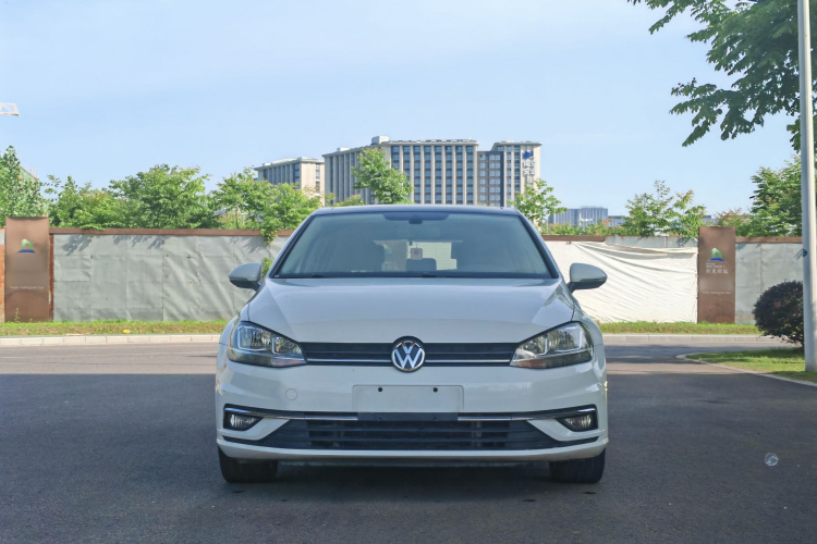 Volkswagen Golf 2020 #4 Volkswagen Golf 2020 car image #4