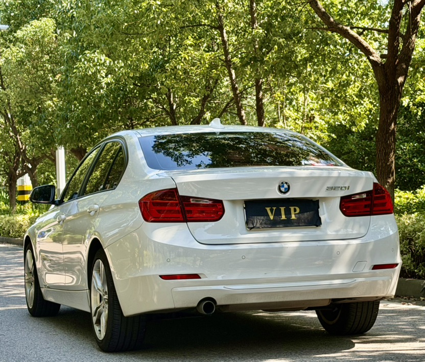 BMW 3 Series 2015 #8 BMW 3 Series 2015 car image #8