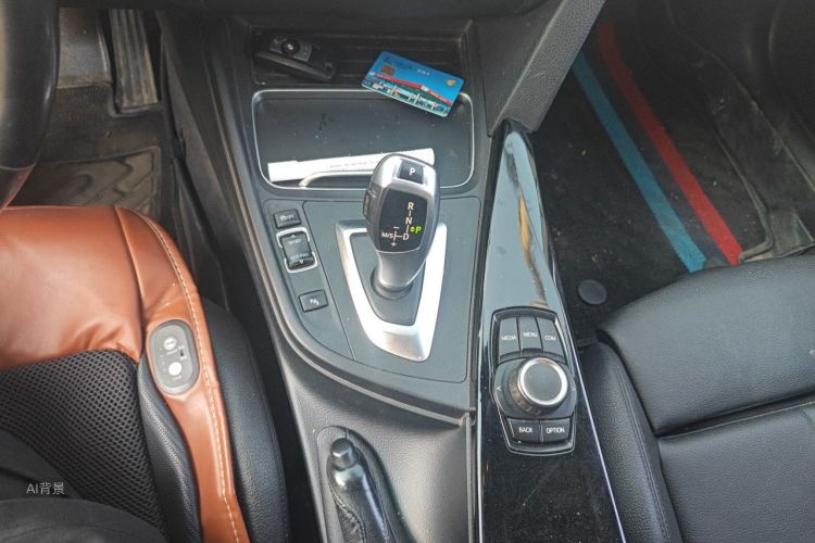 BMW 3 Series 2018 #16 BMW 3 Series 2018 car image #16