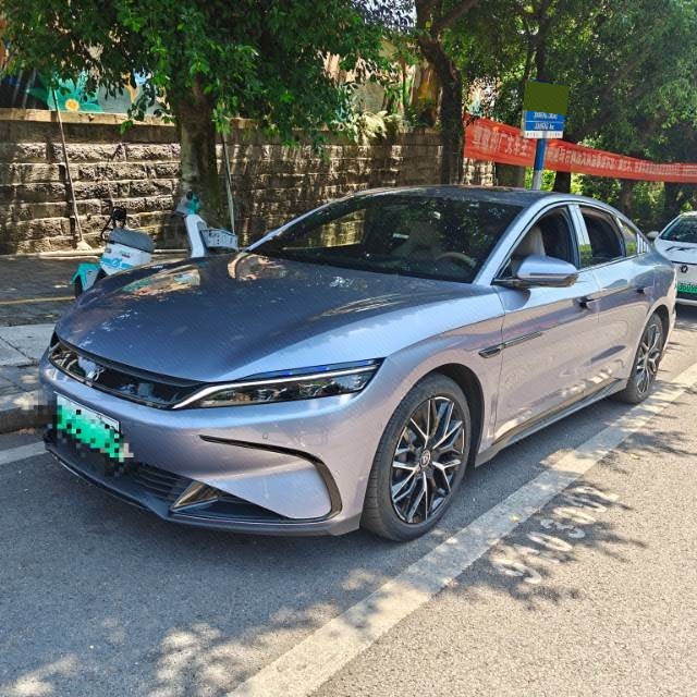BYD Han 2024 image de voiture 