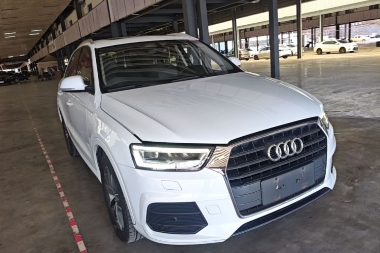 Audi Q3 2018 #4 Audi Q3 2018 car image #4