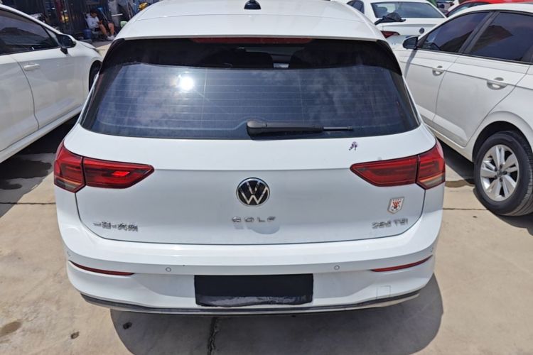 Volkswagen Golf 2020 car image #4