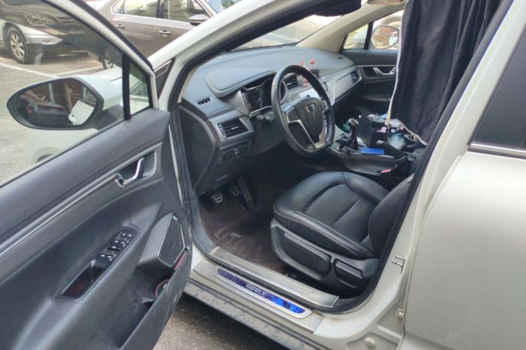 GEELY Emgrand GS 2016 car image #9