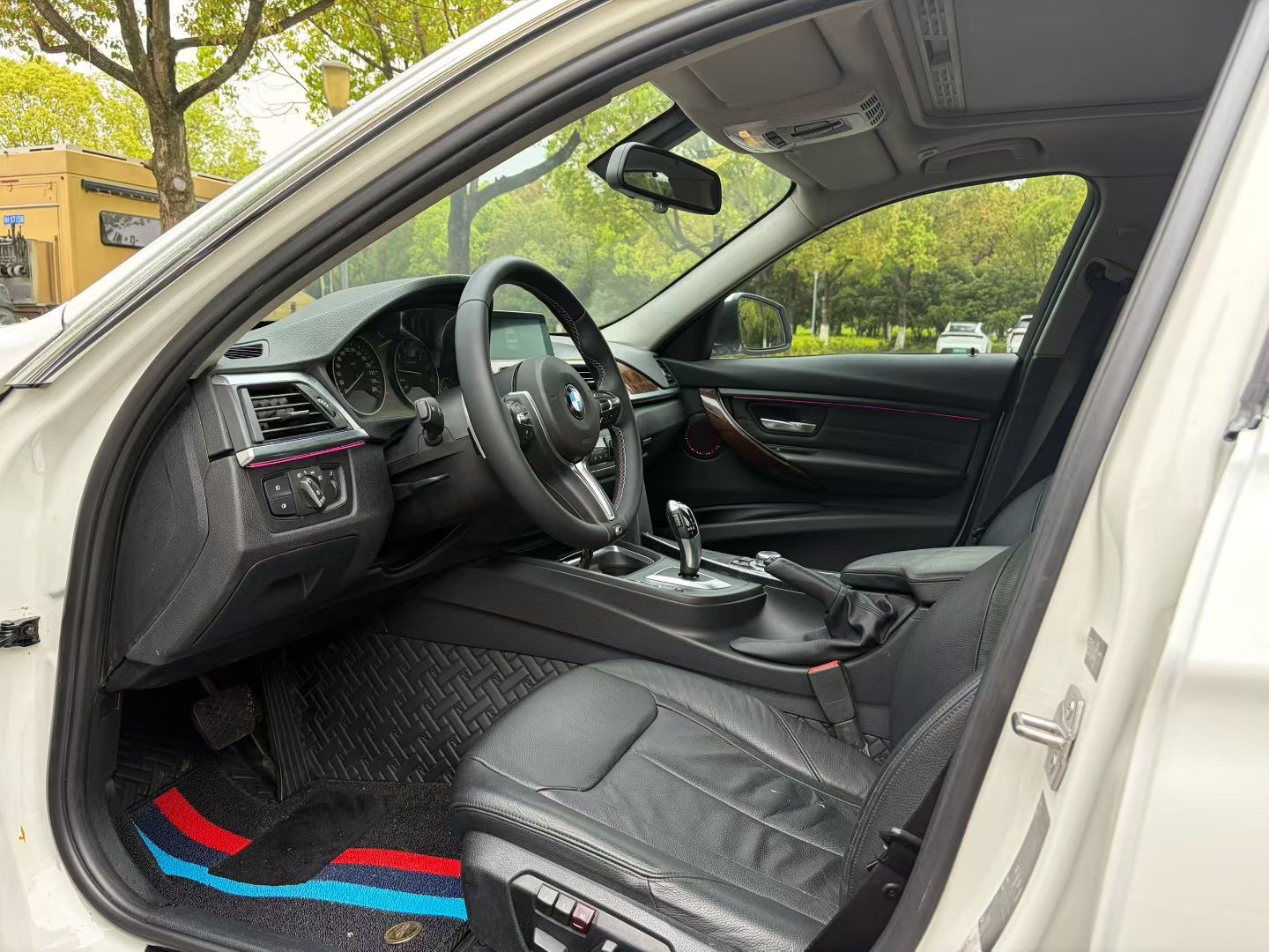 BMW 3 Series 2013 #5 BMW 3 Series 2013 car image #5