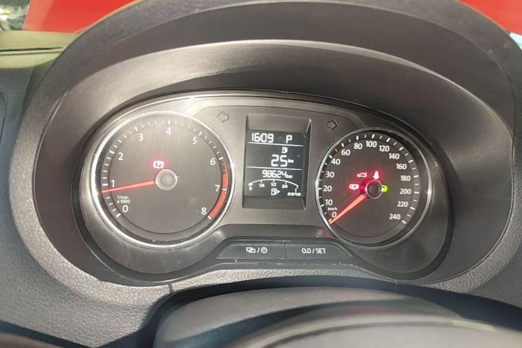 Volkswagen Polo 2016 #12 Volkswagen Polo 2016 car image #12