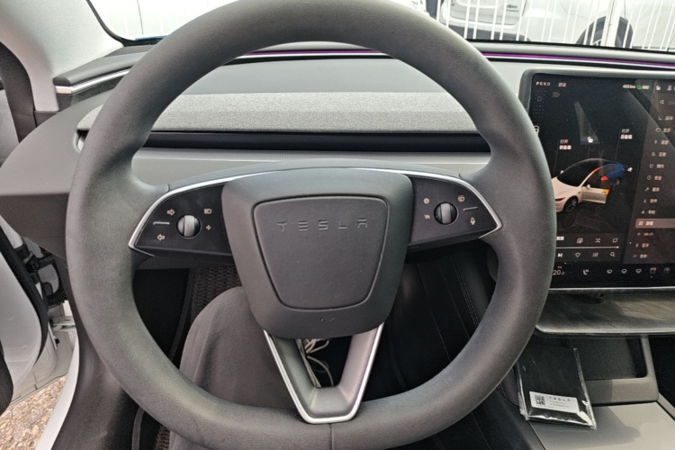 Tesla Model 3 2024 #11 Tesla Model 3 2024 car image #11
