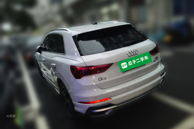 Audi Q3 2022 car image #5