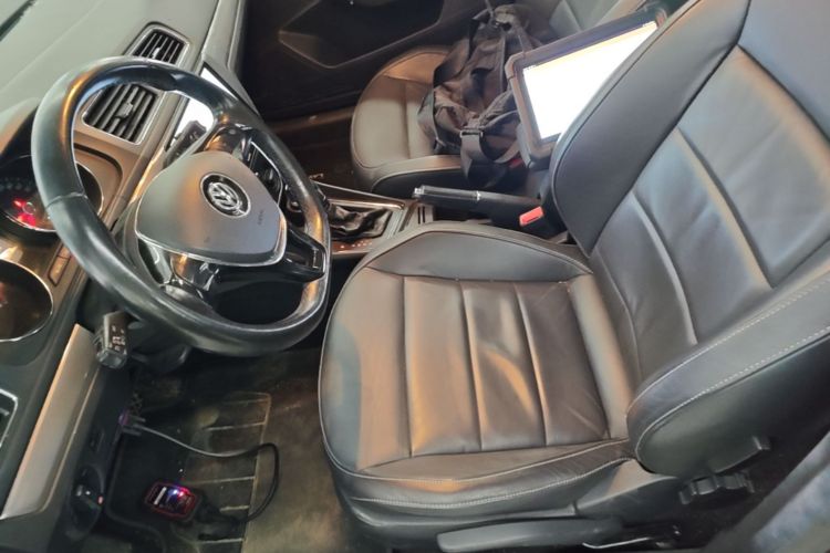 Volkswagen Lavida 2016 car image #15