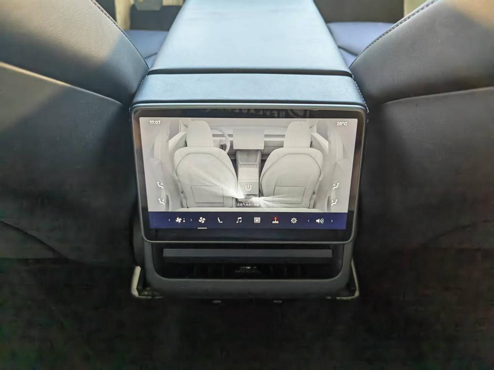 Tesla Model 3 2024 #10 Tesla Model 3 2024 car image #10