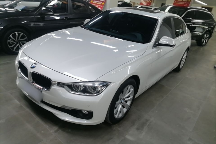BMW 3 Series 2017 #2 BMW 3 Series 2017 car image #2