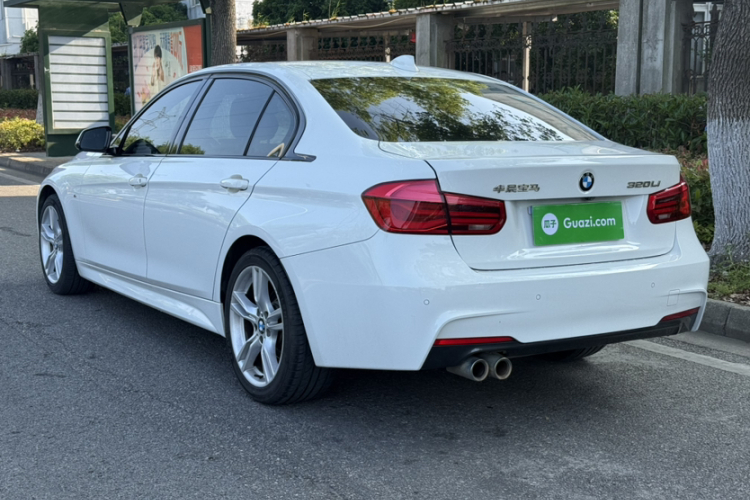 BMW 3 Series 2017 car image #4
