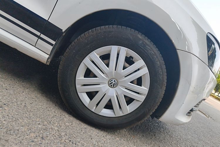 Volkswagen Polo 2017 imagem de carro #9