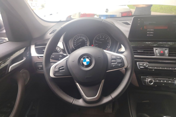 BMW X1 2022 #11 BMW X1 2022 car image #11