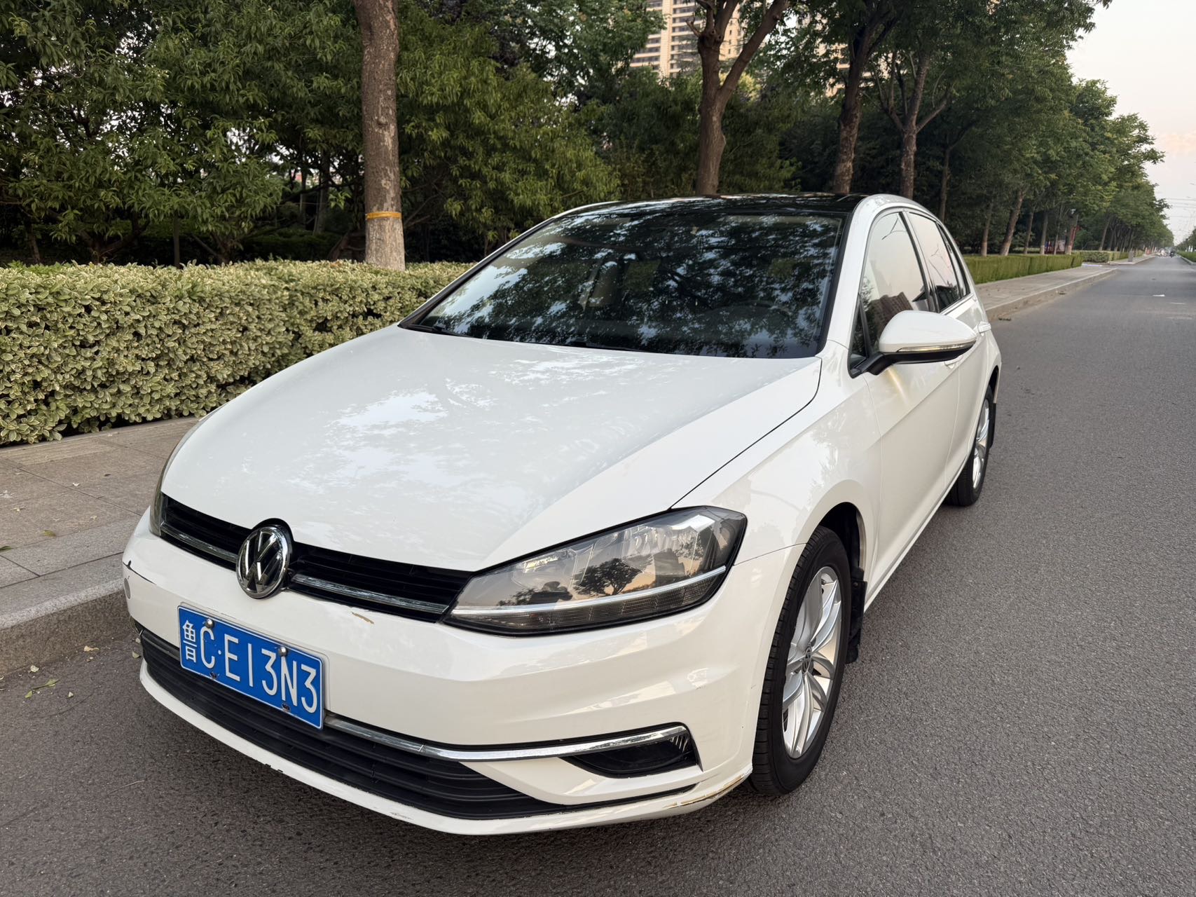 Volkswagen Golf 2018 Volkswagen Golf 2018 car image