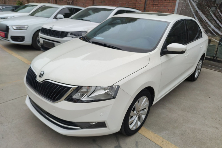 Skoda Rapid 2018 #2 Skoda Rapid 2018 image de voiture #2