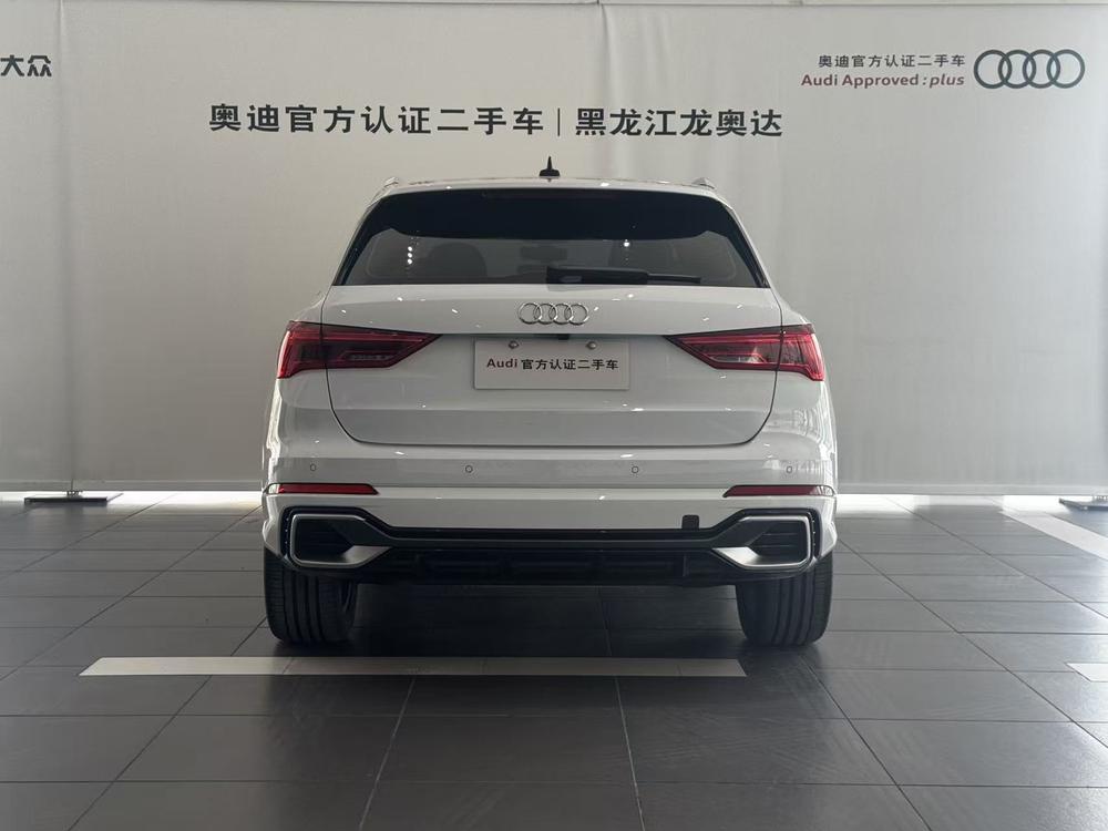 Audi Q3 2025 #3 Audi Q3 2025 car image #3