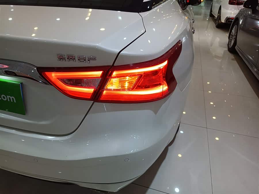 Nissan Maxima 2018 car image #30