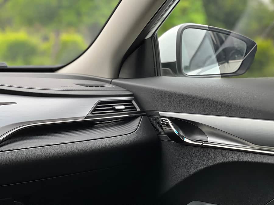 GEELY Binray 2020 car image #30