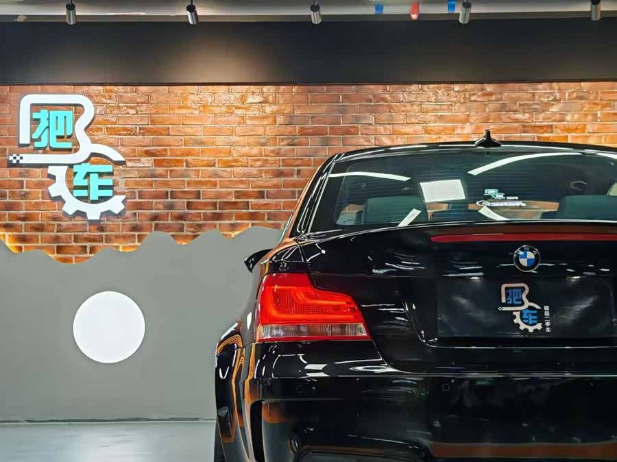 BMW 1 Series M 2012 car image #30