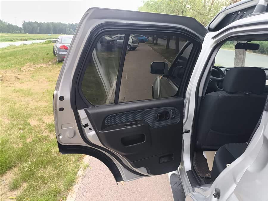 日产 日产帕拉丁 2016 汽车图片 #30