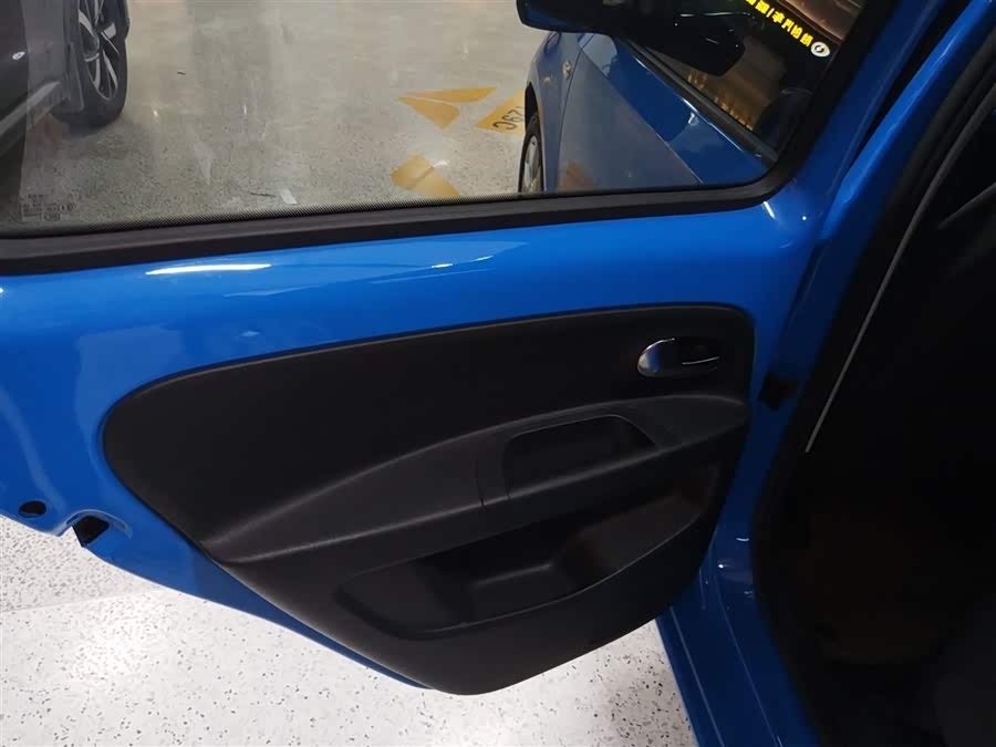 Volkswagen up! 2016 imagem de carro #30