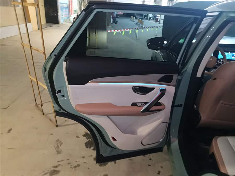 Jetour X70 C-DM 2025 #30 Jetour X70 C-DM 2025 car image #30