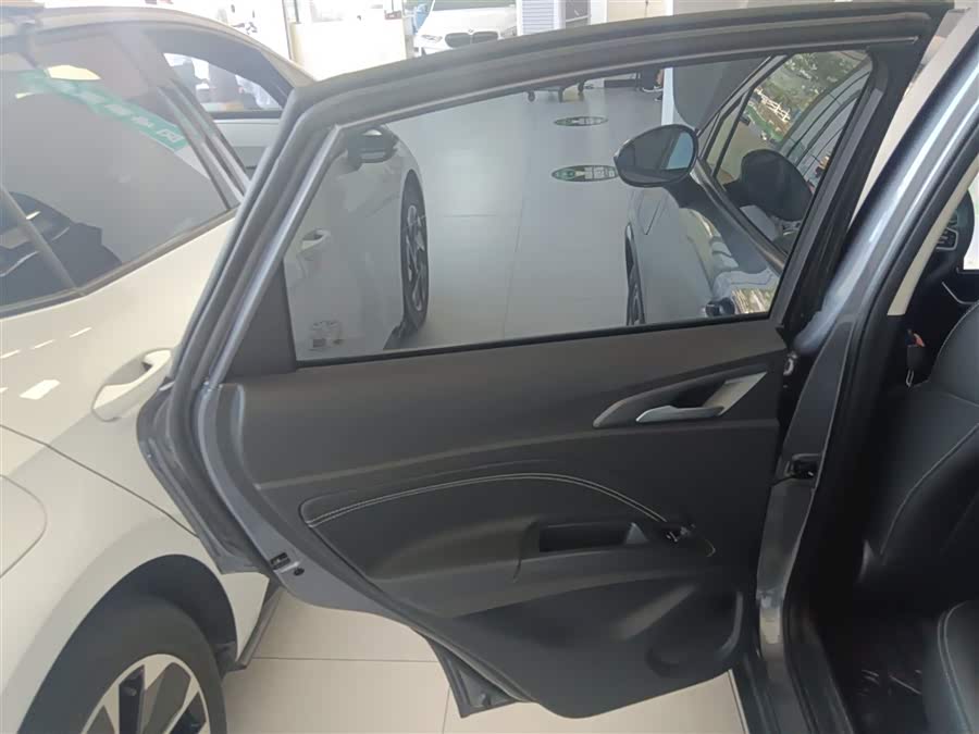 哪吒汽车 哪吒AYA 2024 #30 哪吒汽车 哪吒AYA 2024 汽车图片 #30