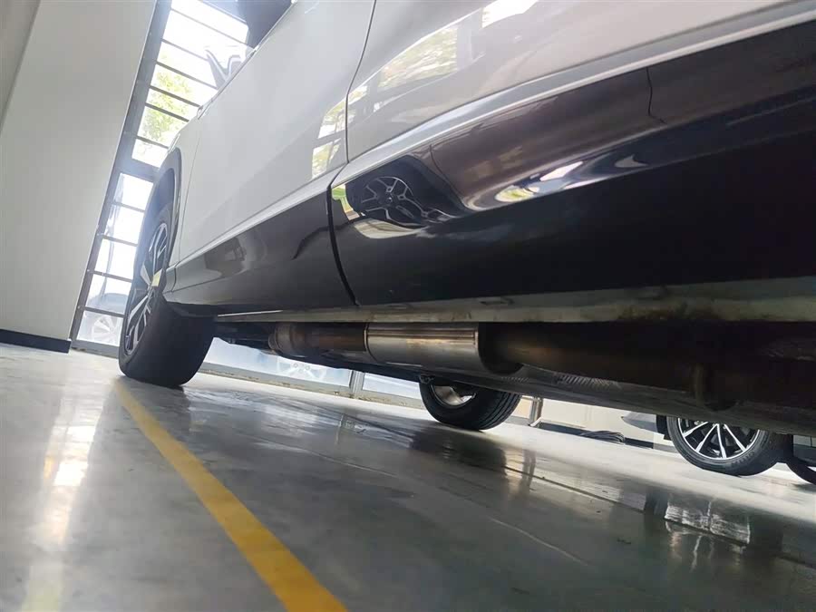 Roewe D5X DMH 2025 imagen de coche #30