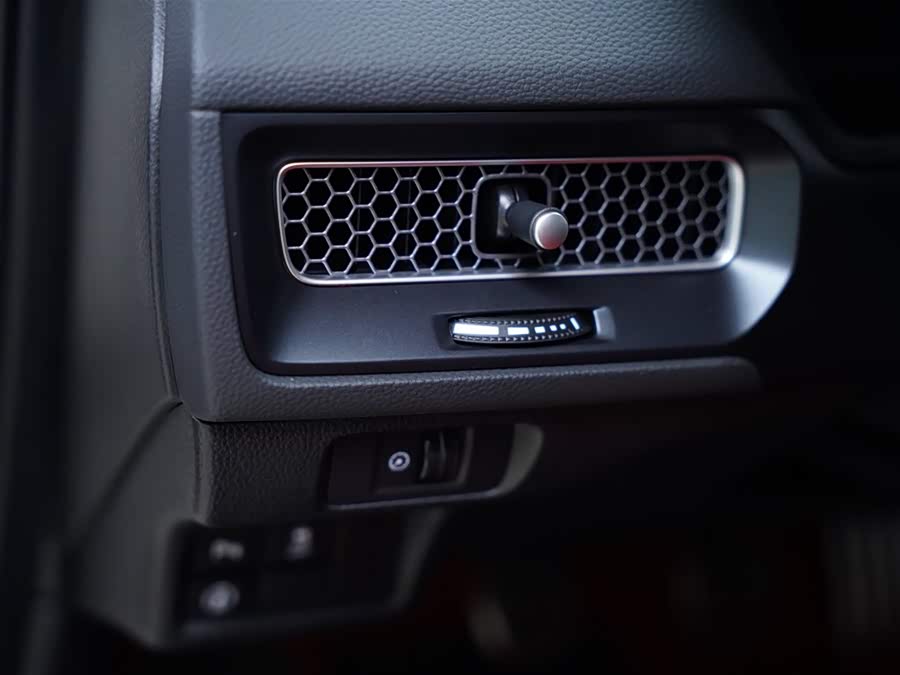 Honda Civic (Imported) 2025 car image #30