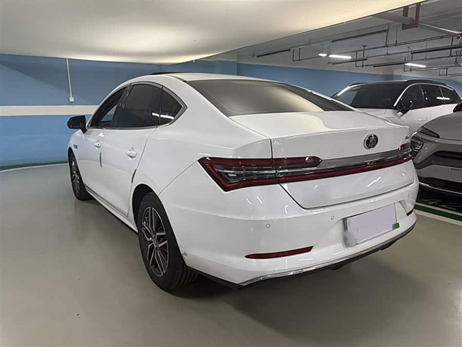 BYD Qin Pro New Energy 2019 #30 BYD Qin Pro New Energy 2019 car image #30