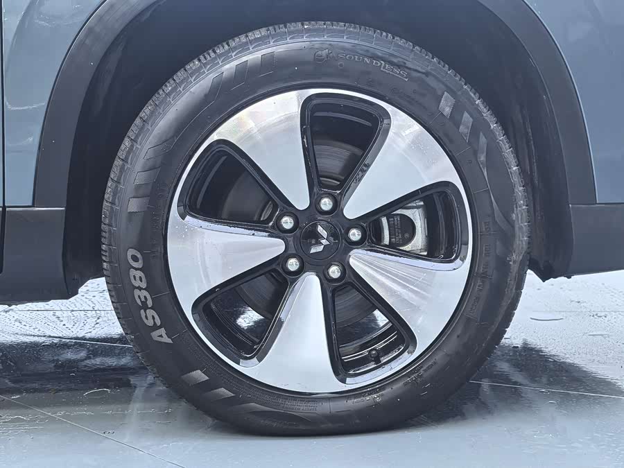 Wuling Xingyun 2023 #30 Wuling Xingyun 2023 car image #30