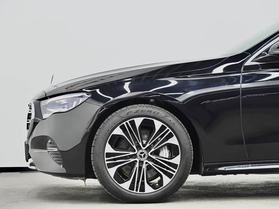 Mercedes-Benz E Class New Energy 2024 car image #30