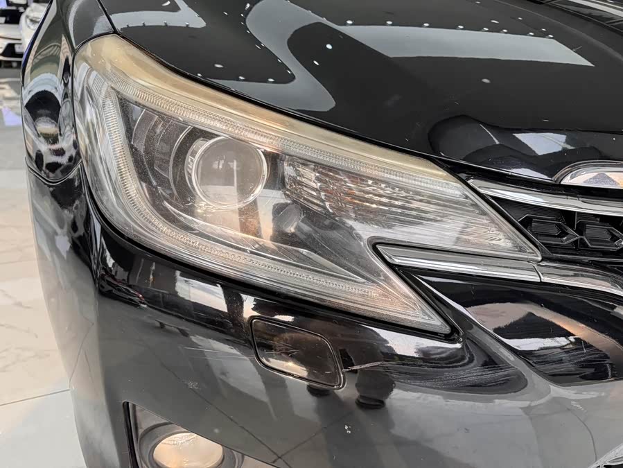 Toyota Reiz 2014 صورة سيارة #30