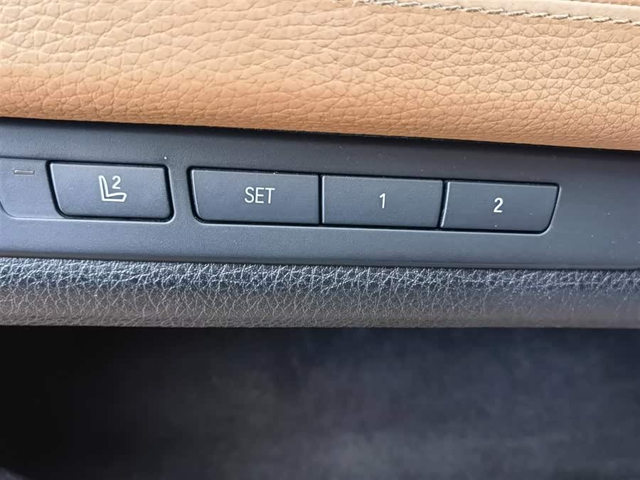 BMW i4 M50 2015 car image #30