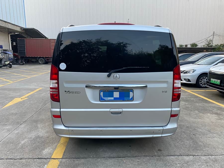 奔驰 唯雅诺 2012 汽车图片 #30