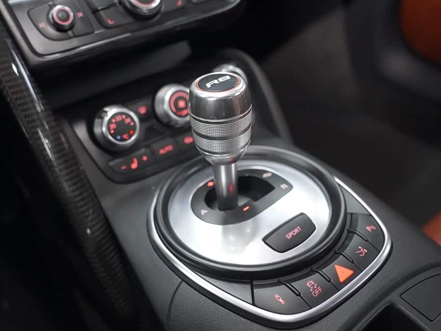 Audi R8 2012 #30 Audi R8 2012 car image #30