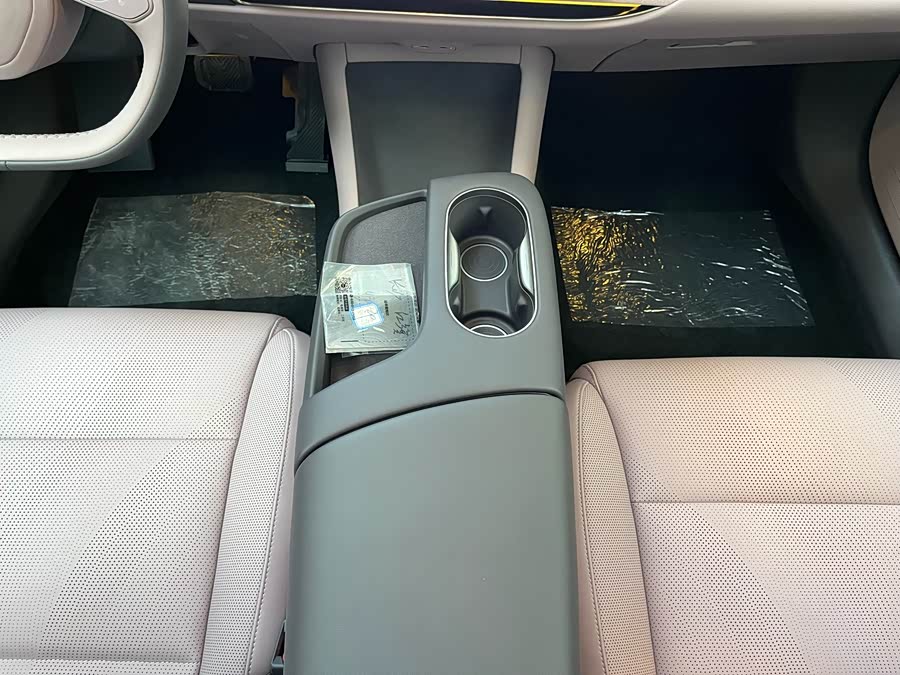 HongQi TianGong 05 2025 #30 HongQi TianGong 05 2025 car image #30