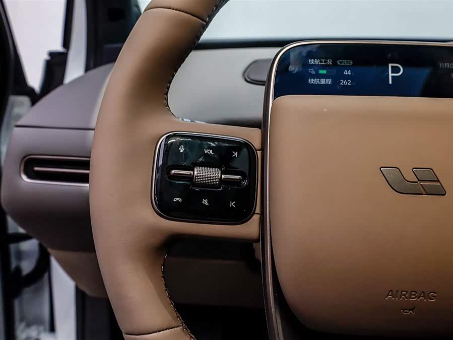 Li i6 2025 صورة سيارة #30