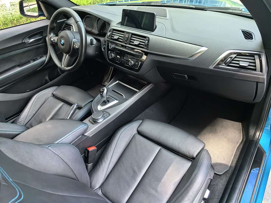 BMW M2 2018 car image #30