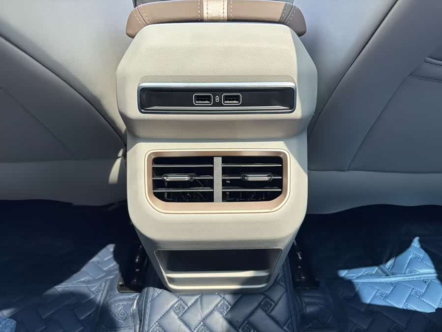 GEELY ICON 2021 car image #30