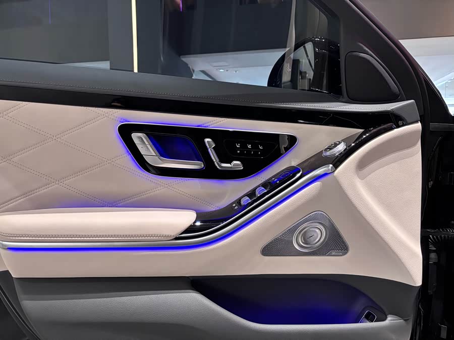 Mercedes-Benz Maybach S Class 2023 #30 Mercedes-Benz Maybach S Class 2023 car image #30