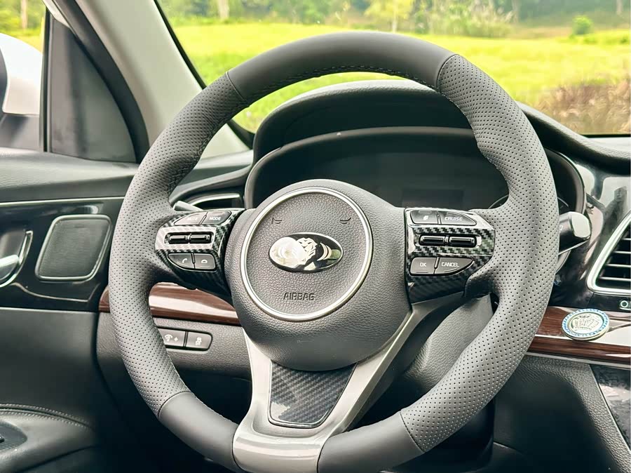 Kia K5 2018 imagem de carro #30