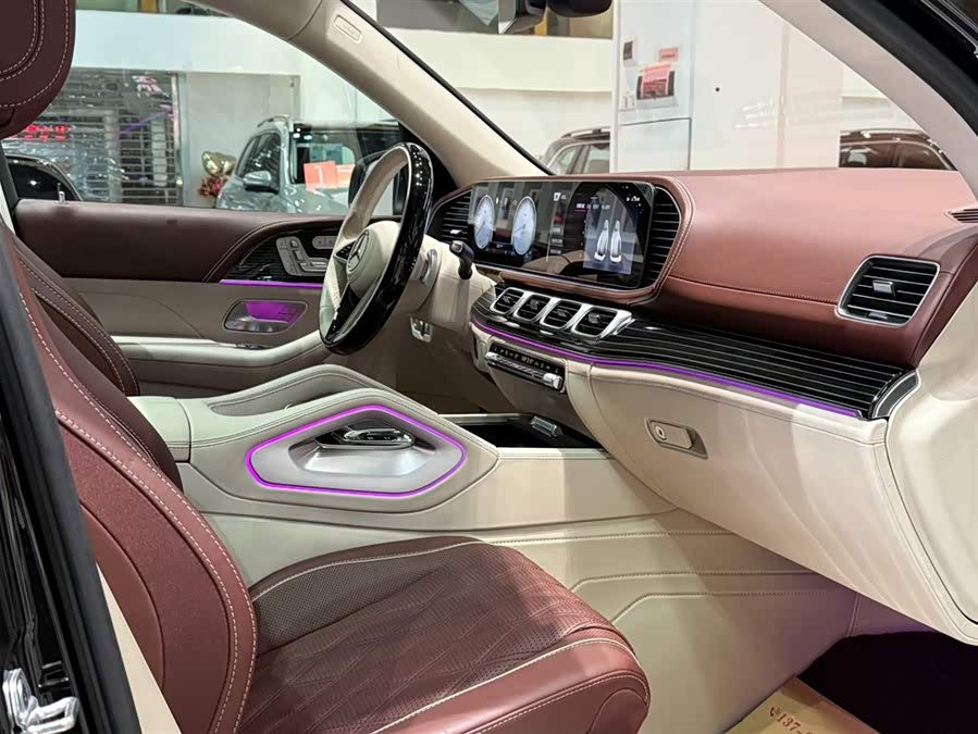 Mercedes-Benz Maybach GLS 2024 car image #30