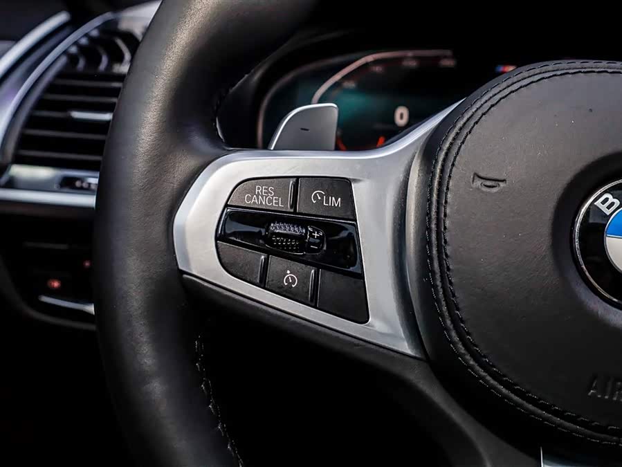 BMW X4 2020 immagine di auto #30