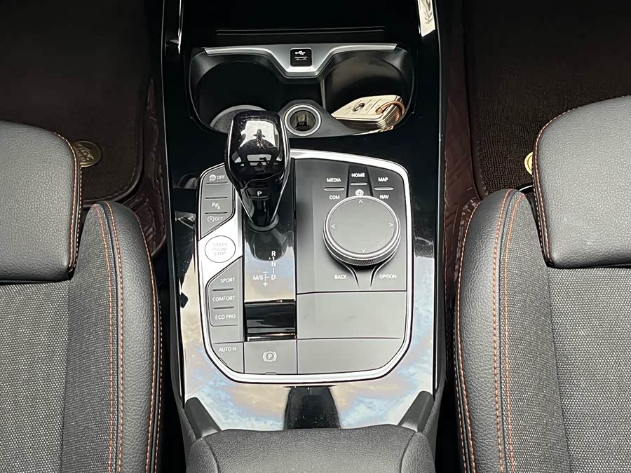 BMW 2 Series (Imported) 2024 immagine di auto #30