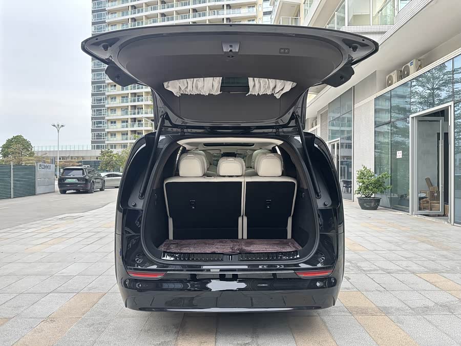 理想汽车 理想MEGA 2024 汽车图片 #30