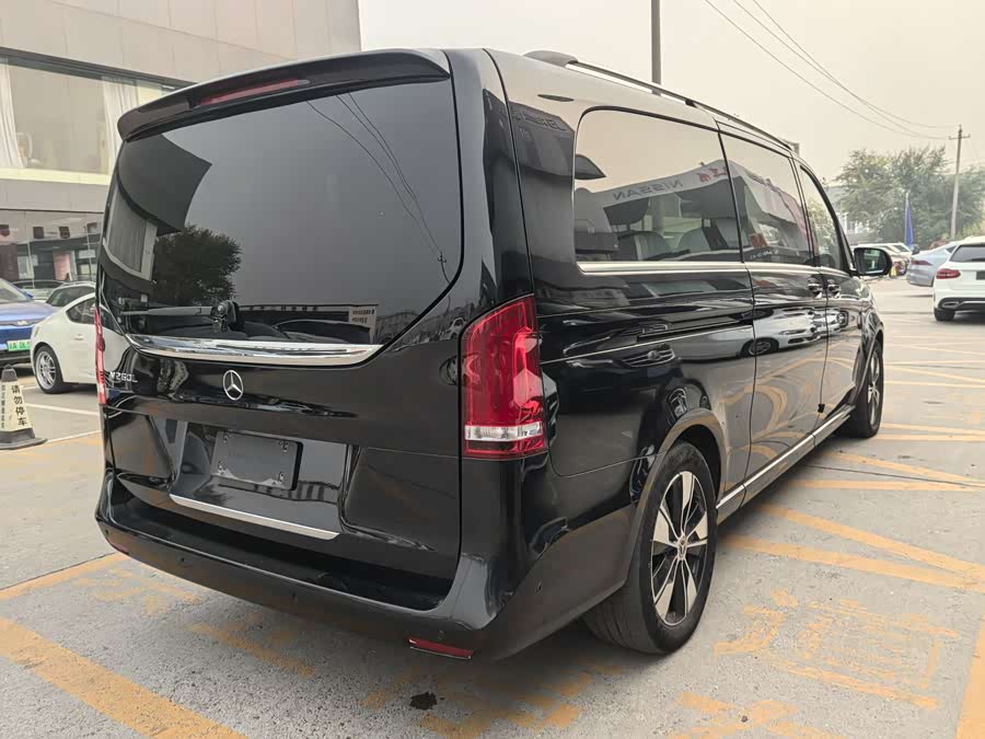 Mercedes-Benz V Class 2022 #30 Mercedes-Benz V Class 2022 immagine di auto #30